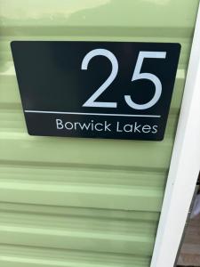 2 Bedroom Lakeview Lodge - Ensuite & Balcony Deck