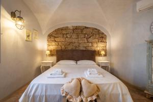 Dimoras Stone Suites