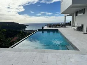 Belle La Maye Bed and Breakfast Villa - Dame de Traversay