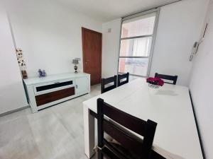 A78 - Elegance 2 - 2004 Finestrat