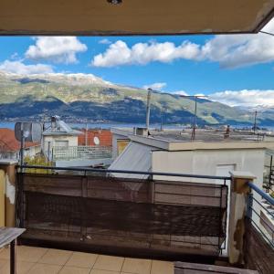 Dianas Lake View Apartment