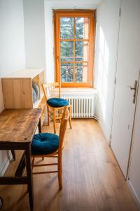 Hotels LE PETIT CERF : photos des chambres