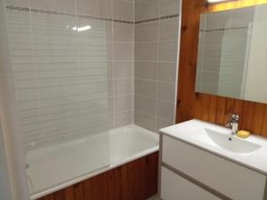 Appartement plein cœur Super-Besse