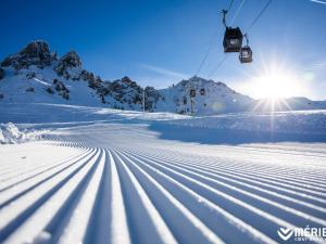 Duplex 5 pièces, skis aux pieds, animaux admis, parking, sauna, vue imprenable - FR-1-182-246