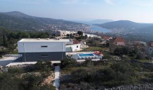 Villa Grey with Heated Pool