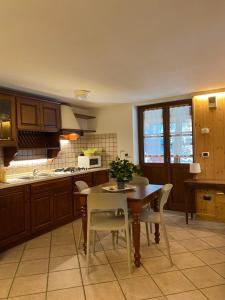 Studio Apartment with One Double Bed