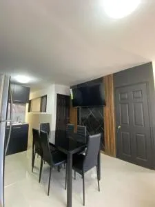 Tranquilo, Central y acogedor - Uruca