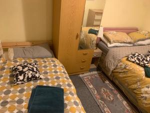 OReillys Holiday House