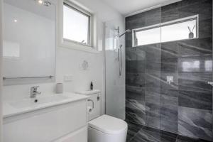 The Rest Retreat Getaway 15 Mins to CBD 3 Bed