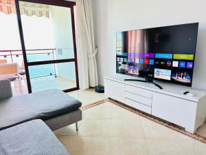 APARTMENT WITH OCEAN VIEW