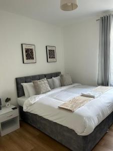 Mideyah Stays - 3 Bed Comfy House