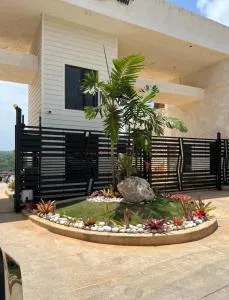 Ochi Rios Pyramid Point Vacation Stay - Windsor