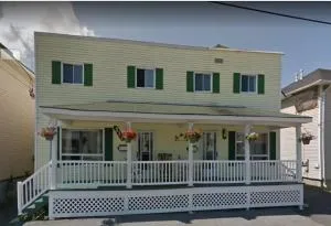 Simply Suite - Cornwall Village - Cornwall