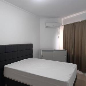 ótima localização meia praia edifício frente mar