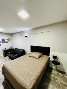 Flat -Hidromassagem privativa e Piscina a 500 mts da praia