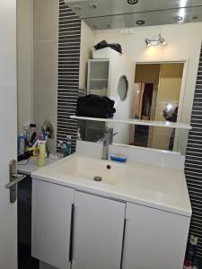 Maisons d'hotes Ina-Olivia F5 a Massy : photos des chambres