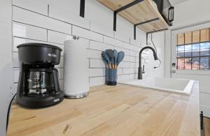 Housepitality - City View Loft - German Village