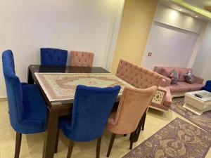 city sister apartments sea view للعائلات فقط