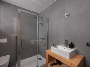 Chalets Chalet Combloux, 10 pieces, 12 personnes - FR-1-569-160 : photos des chambres