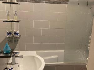 Charmant appart 2 chambres proche plage - WIFI - Animaux acceptés - FR-1-323-453