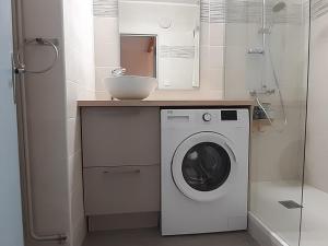 Appartement 3 pièces rénové proche plage, terrasse, animaux autorisés - FR-1-776-34