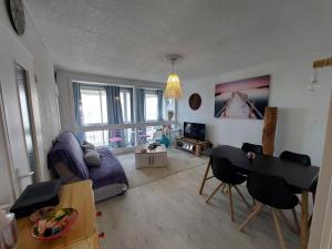 Appartement avec WIFI, climatisation et parking - 400m de la plage - FR-1-776-15