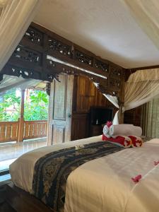 Phòng Đôi Loại Sang (Deluxe Double Room)