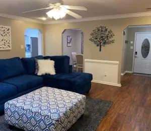 Welcome Cozy and Quiet - Douglas