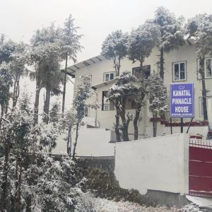 PinnacleHouse kanatal Uttarakhand