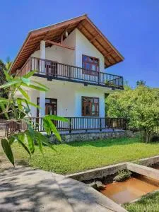 River Relax Villa - Attanakitta