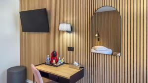 Hotels Hotel De La Gare : photos des chambres