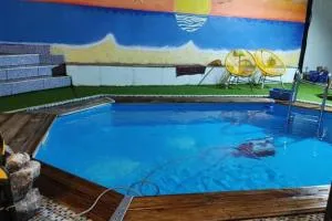 Agréable Villa équipée avec piscine et barbecue - La Marine