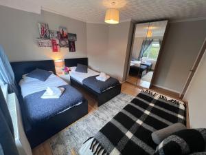 Croydon apartment with parking