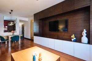 San Bernardo Home Free Parking