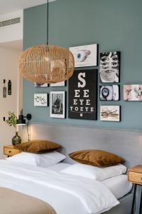 Deluxe Family Suite room in Eye Hotel