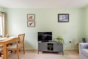 Lovely Town Centre 1 Bed Nr Country & River Walks