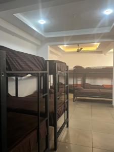 AROMA INN