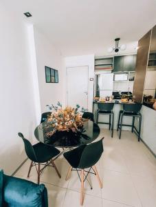 Apê Próx. Fórum, Parque Shopping e Praias do Litoral Norte