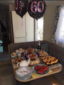 LottieLou’s Hot Tub breaks at Tattershall Lakes