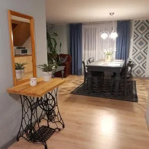 Grzybki Trzy - 谢米亚内