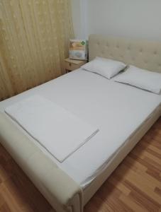 Apart Faleza Nord Reyna Beach