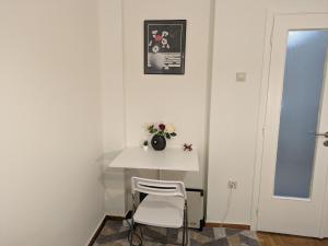 Lavender-Emma cosy apartment near city center