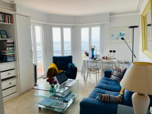 Great Apartment with amazing SEA view at Cap dAntibes