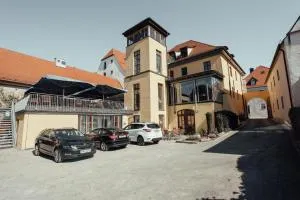 Hotel "Alter Pfarrhof" - Schwarzach bei Nabburg