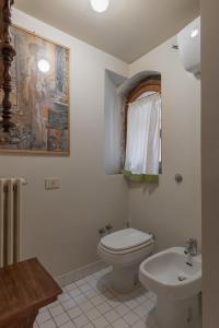 Old Bridge large and unique artful apartment with elevator