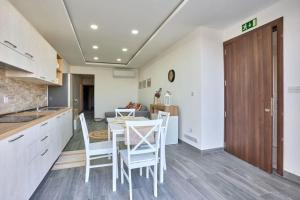 Two Bedroom Apartment in Xemxija, St. Pauls Bay