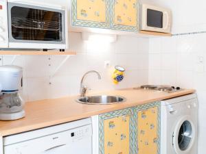 Villa cosy avec terrasse et 2 chambres - 5 pers. max à Saint Pierre La Mer, proche plage - FR-1-409-7