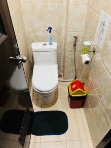 Casa Strata 2 BR 2 Baths whole house with roofdeck