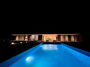 Hermosa casa en Puerto del Águila, a orillas del Dique Los Molinos