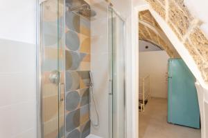 Carlotta Apartment img9